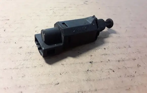 Clutch pedal sensor