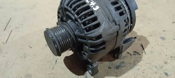 Volkswagen PASSAT B6 Generator/alternator 06F903023F