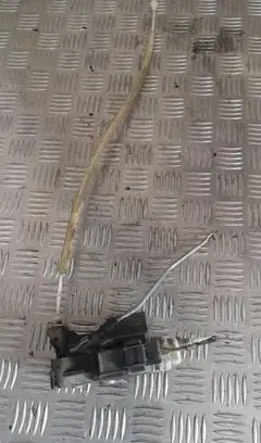 Audi A4 S4 B5 8D Front door lock