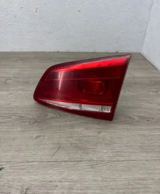 Volkswagen PASSAT B7 Tailgate rear/tail lights 3AF945094M
