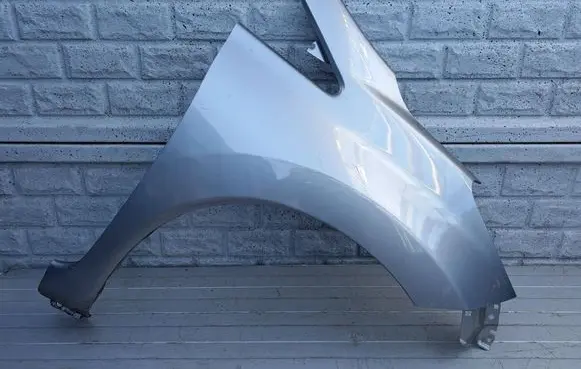 Nissan Note (E12) Fender