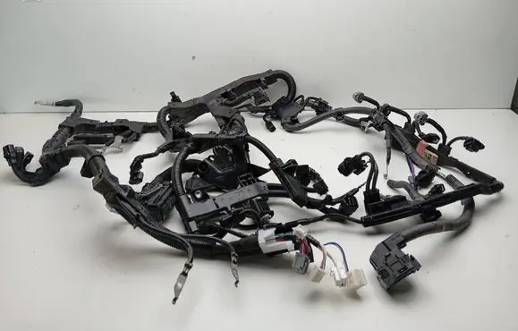 Lexus ES 250 - 300 - 330 Engine installation wiring loom 8212133K20