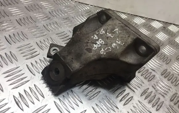 Audi A6 S6 C6 4F Engine mounting bracket 4F0199308AB 9221
