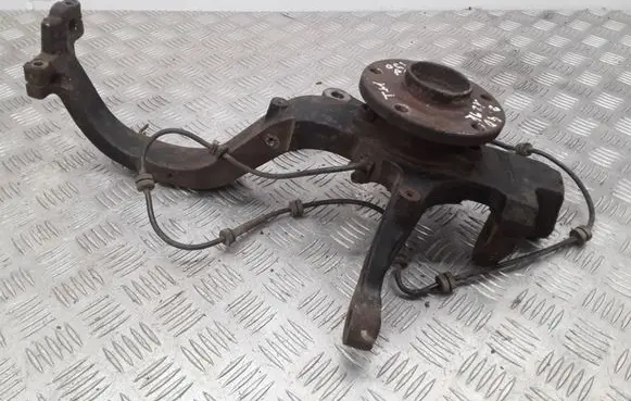 Lancia Thesis Front wheel hub spindle knuckle 60681729D
