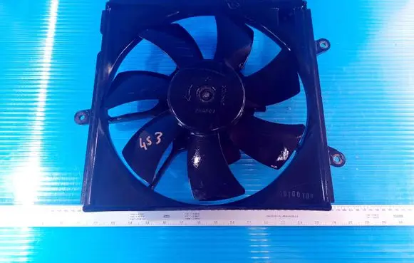 Toyota Avensis T220 Electric radiator cooling fan 16100108
