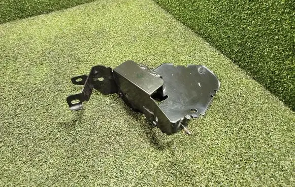 Fiat Scudo Other engine bay part 9819980080 KA124239000103 KA124234000201