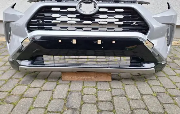 Toyota RAV 4 (XA50) Front bumper