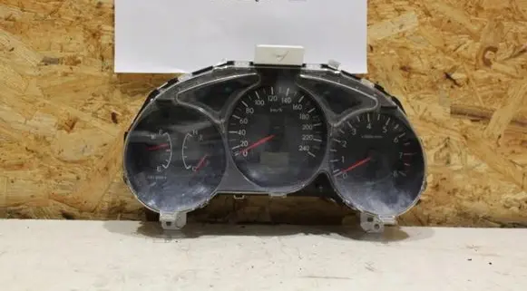 Subaru Forester SG Speedometer (instrument cluster) 85013SA240