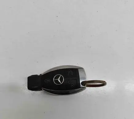 Mercedes-Benz ML W166 Ignition key/card A1667661906