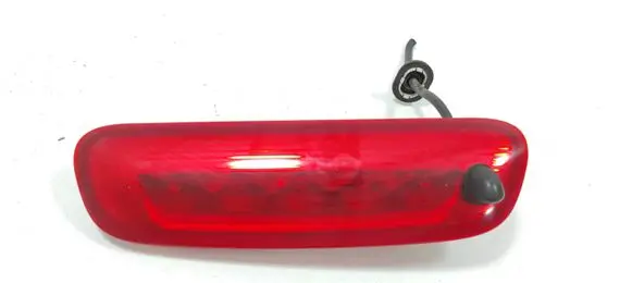Hyundai Santa Fe Third/center stoplight 927502B000