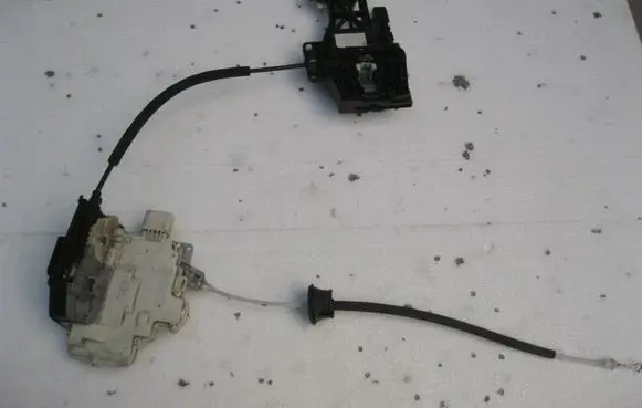 Audi Q7 4L Rear door lock 3C4839015C