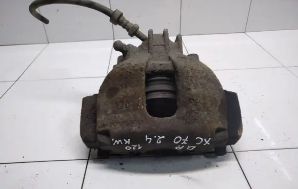 Volvo XC70 Front brake caliper