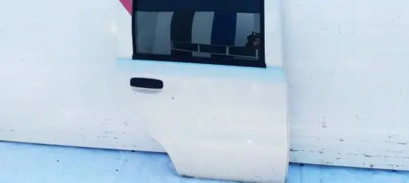 Fiat Panda II Rear door balta
