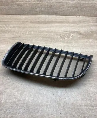 BMW 3 E90 E91 Front bumper upper radiator grill 7120007 22405910