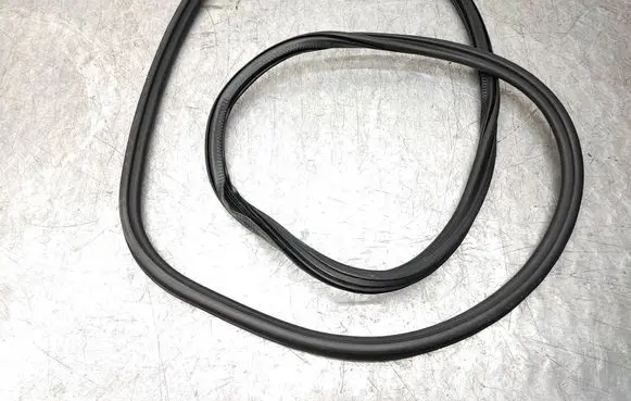 Audi A6 S6 C7 4G Front door rubber seal 