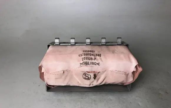 Subaru Outback Passenger airbag 1058667 201109P 49T09Y04LH40