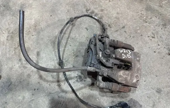 Rear brake caliper