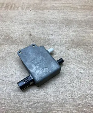 Mercedes-Benz C W204 Aerial antenna amplifier 059339