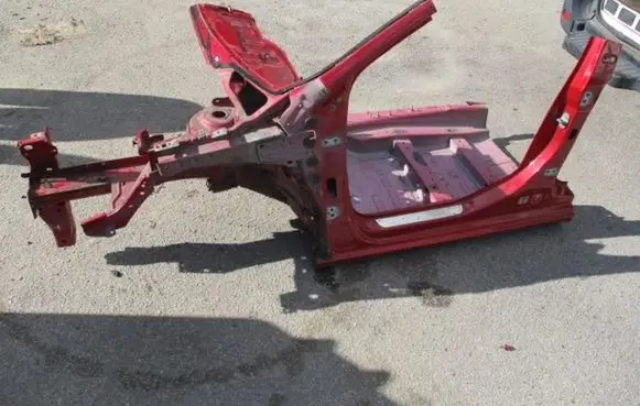 Citroen C4 II Front quarter panel 