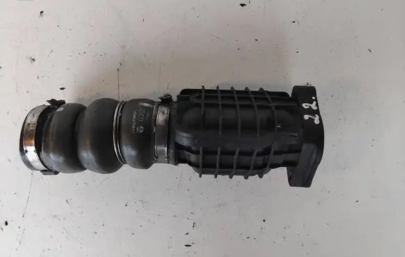 Intercooler hose/pipe