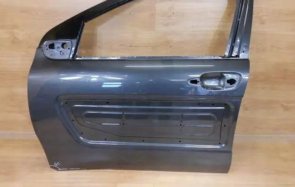 Citroen C4 Cactus Front door 9801012980