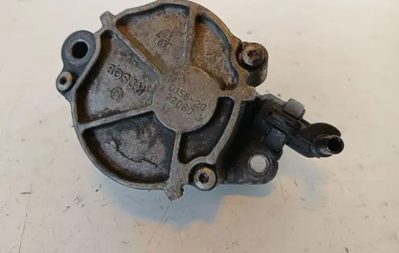 Volvo V50 Vacuum pump D1562B