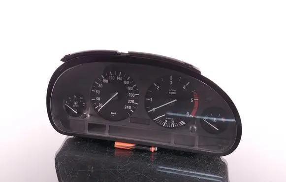 BMW 5 E39 Speedometer (instrument cluster) 62116906122 6906122