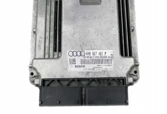 Audi A8 S8 D4 4H Engine control unit/module 4H0907401M