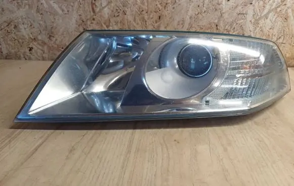Skoda Octavia Mk2 (1Z) Headlight/headlamp E8203577 VP4SHX13K046BA