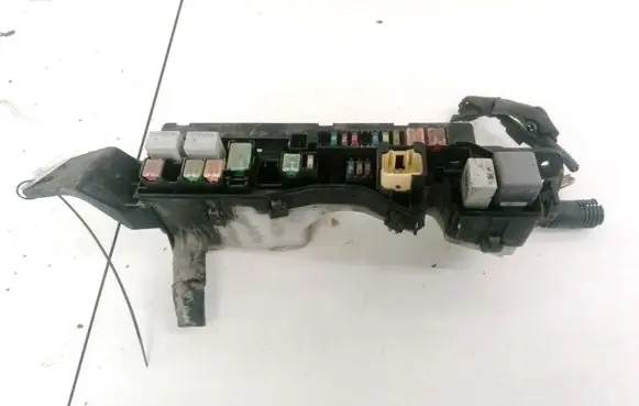 Toyota Corolla Verso AR10 Fuse box set