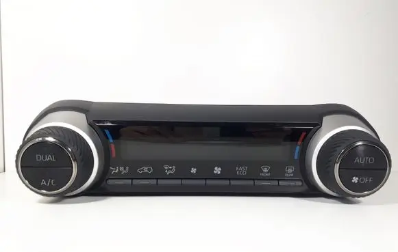 Toyota RAV 4 (XA50) Climate control unit 5590042600
