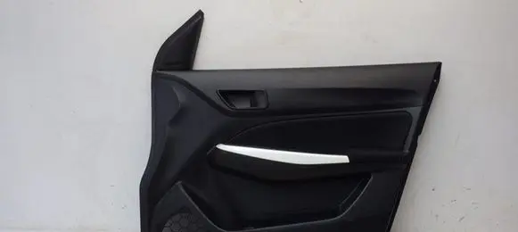Suzuki Swift III Front door card panel trim