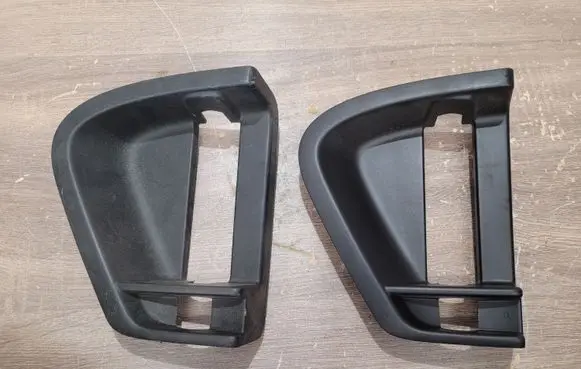 Dodge Grand Caravan Other rear door trim element 1QT10DX9AA