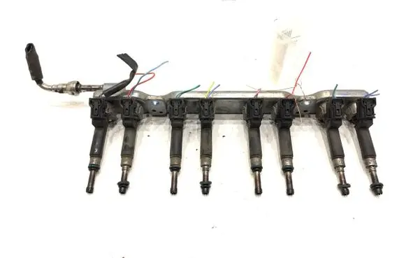 Nissan Qashqai Fuel main line pipe