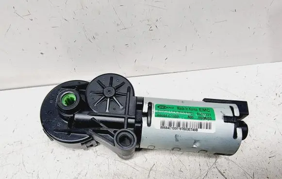 Hyundai Tucson TL Seat adjustment motor 88684C1000