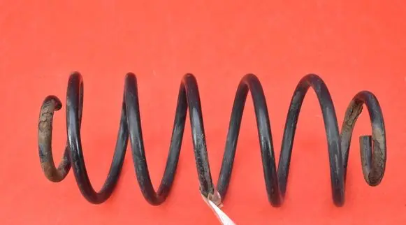 Toyota Yaris Rear coil spring