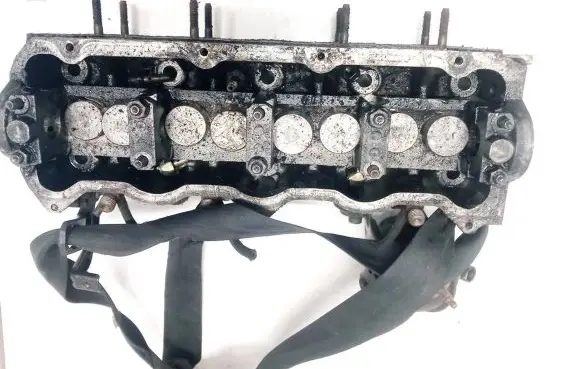 Skoda Octavia Mk1 (1U) Engine head 038103373E