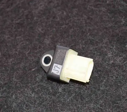 Toyota Prius (XW50) Airbag deployment crash/impact sensor 8983128040