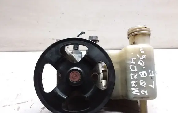 Mazda 6 Power steering pump