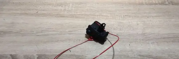 Fuel tank cap lock motor