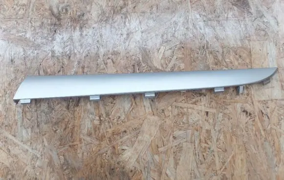 Subaru Legacy Panel trim