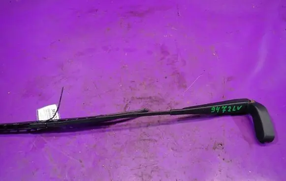 Jaguar X-Type Front wiper blade arm