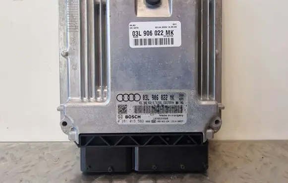 Audi A4 S4 B8 8K Engine control unit/module 03L906022MK