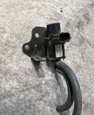 KIA Sportage Turbo solenoid valve 3946037000 394603700