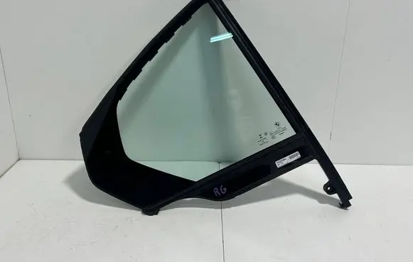 BMW 3 G20 G21 Rear vent window glass 7425084 40619