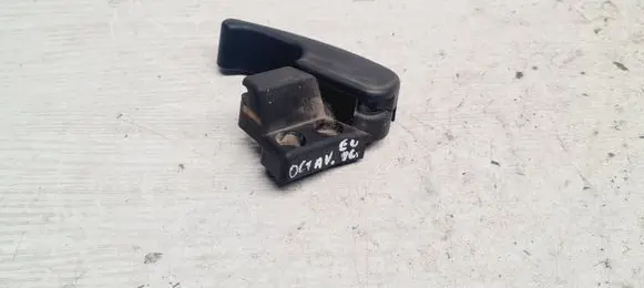 Skoda Octavia Mk1 (1U) Engine bonnet (hood) release handle 1H1823533