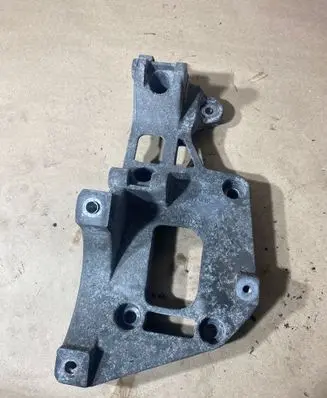 Generator/alternator bracket
