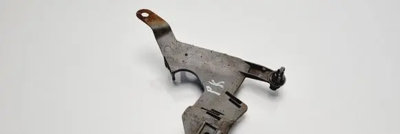 Volvo V70 Fender mounting bracket 6G9T14A301VC