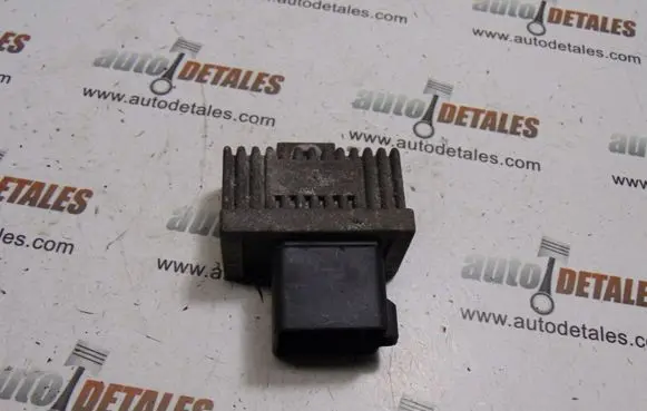Mitsubishi Carisma Glow plug pre-heat relay 7700115078