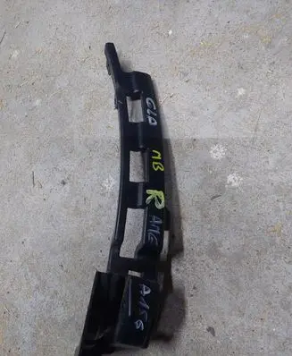 Mercedes-Benz GLA W156 Front bumper mounting bracket A1568851721